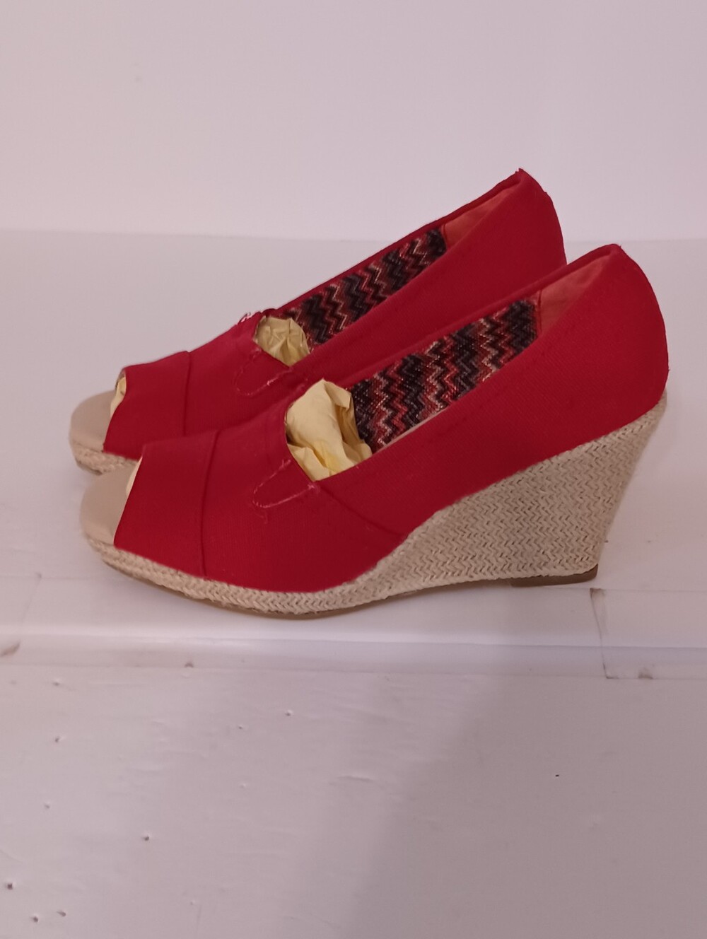 Women FADED GLORY Red Rope   Wedge Peep-Toe 3 in. Heels Cloth Size 6.5
